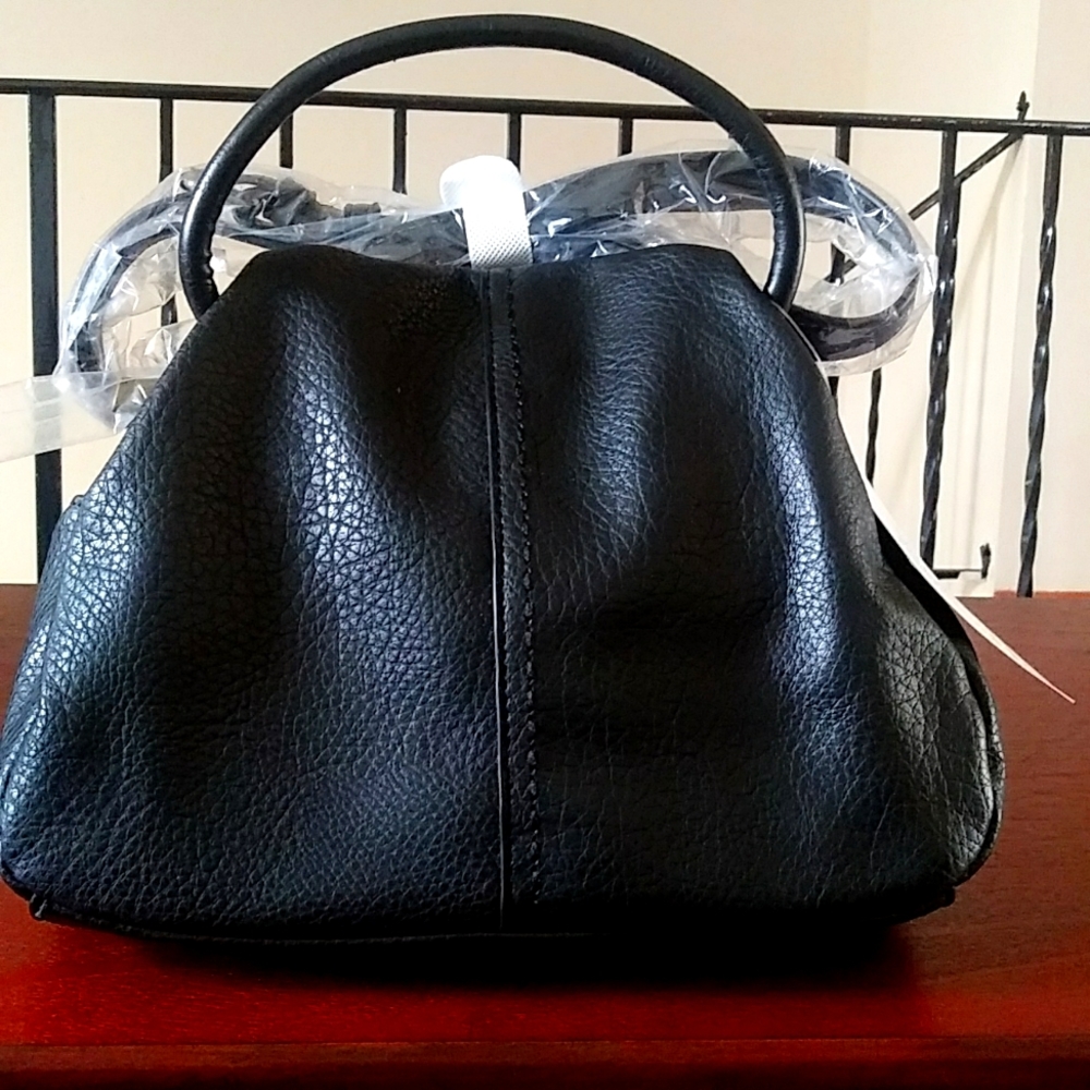 Time and Tru Black women Fiona Crossbody handbag